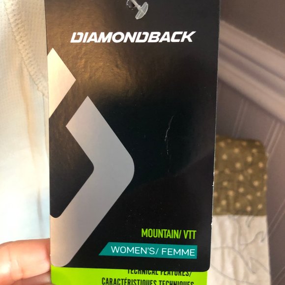 NWT - Diamond Back Tech Tee/Jersey - XS - Light Sage - Picture 6 of 6